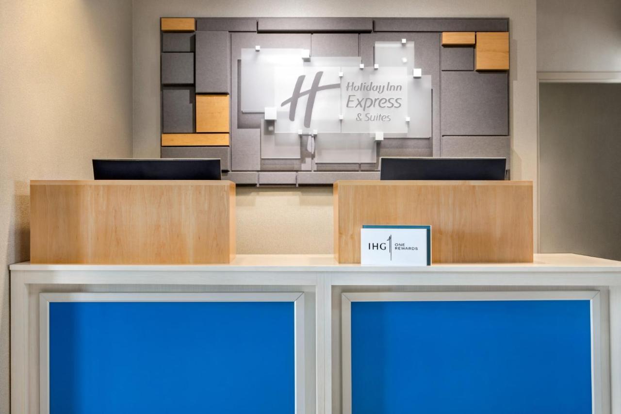Holiday Inn Express Hotel & Suites Anniston/Oxford By Ihg Exterior photo