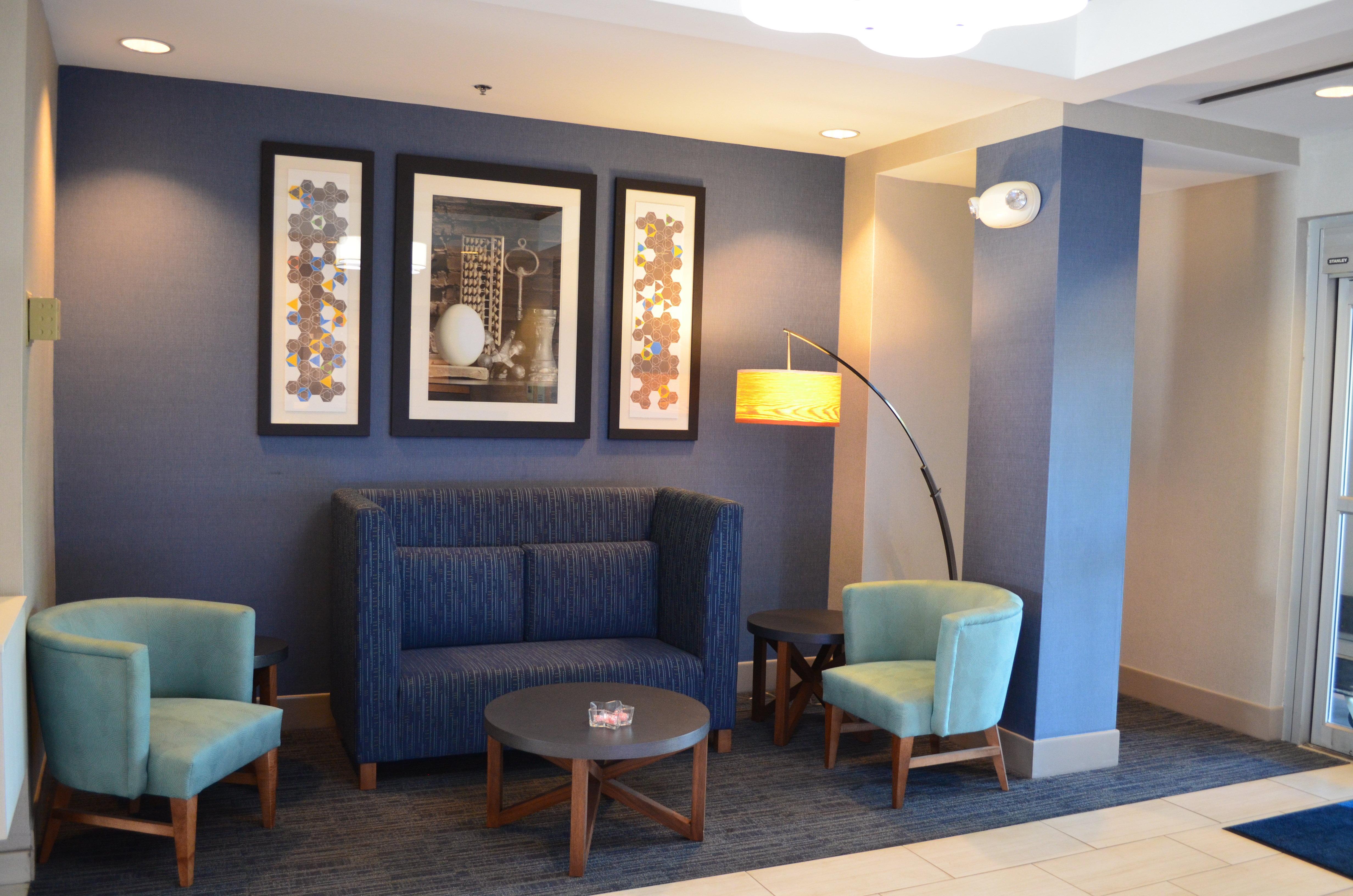 Holiday Inn Express Hotel & Suites Anniston/Oxford By Ihg Exterior photo